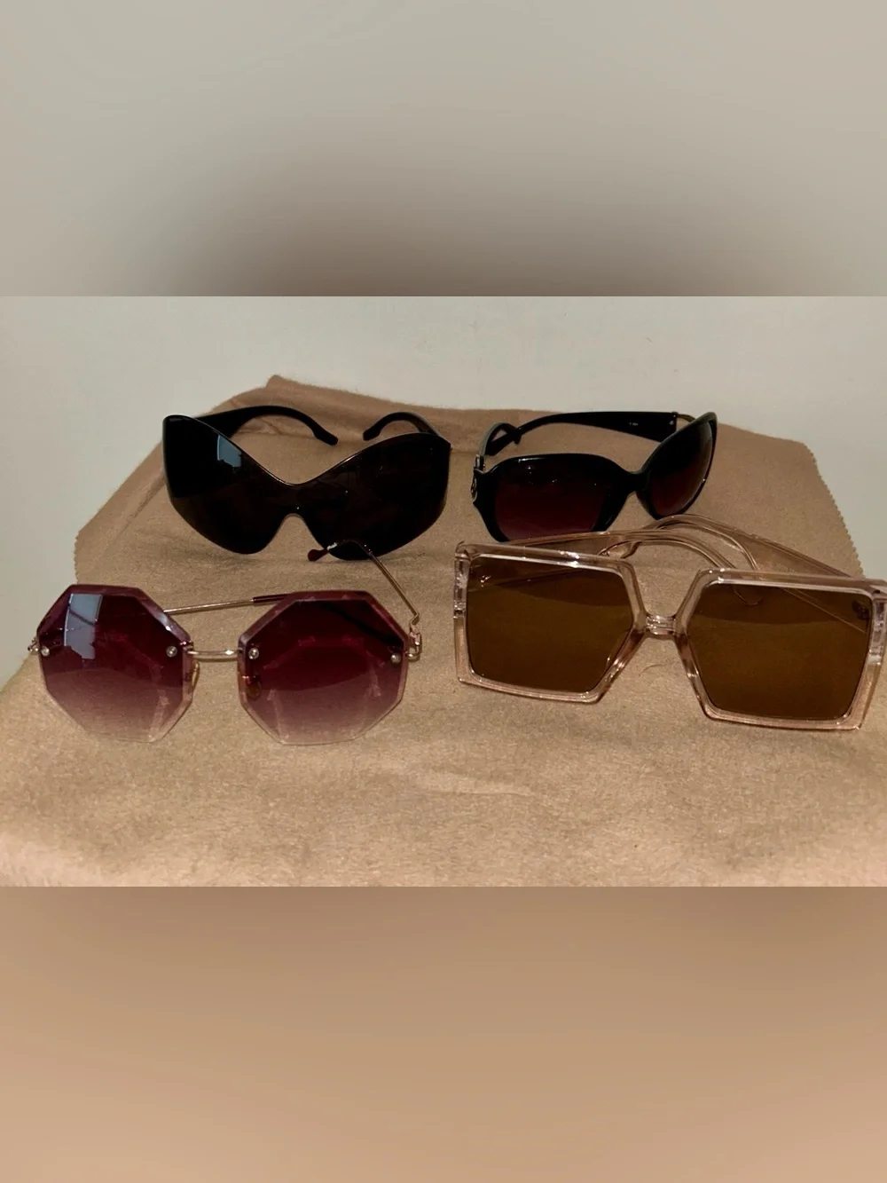 Women’s Lot of 4 Vintage Y2K Sunglasses.  No branding.  Just cool!